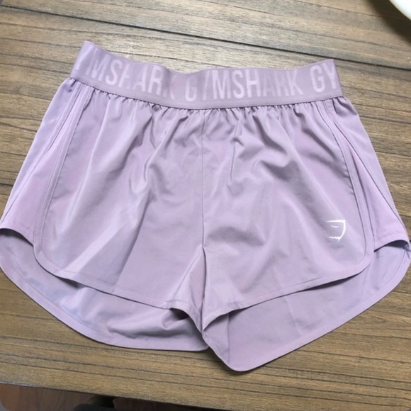 Gymshark Pants - Gymshark Loose Fit Training Shorts